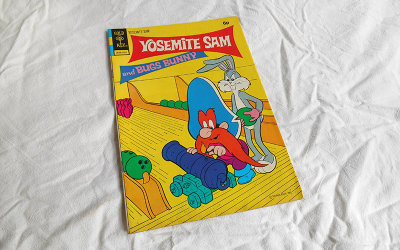 Photograph of the Yosemite Sam and Bugs Bunny - No. 19 comic