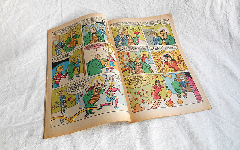 Photograph of the Laugh comic number 227 published in 1970