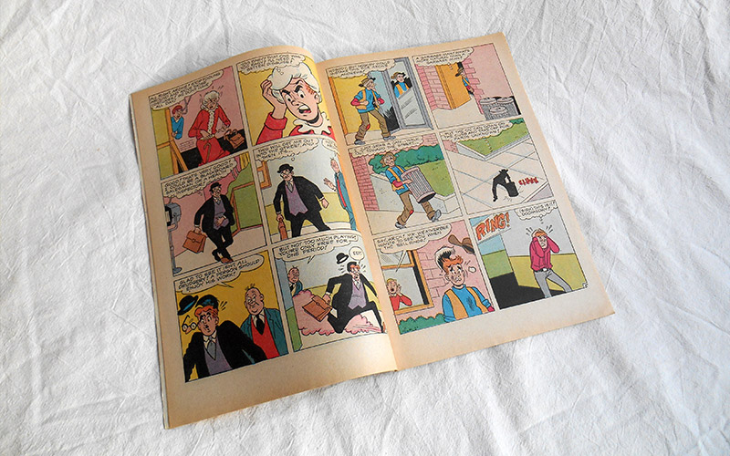 Photograph of the Laugh comic number 233 published in 1970