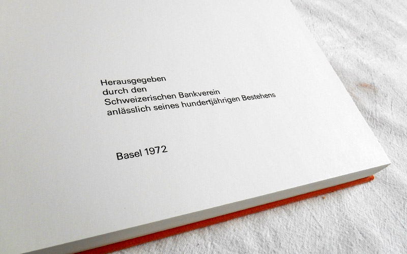 Photograph of the 100 Meisterzeichnungen book published in 1972